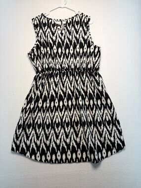 Bloom 2XL women’s black and white 2XL pullover mini sundress